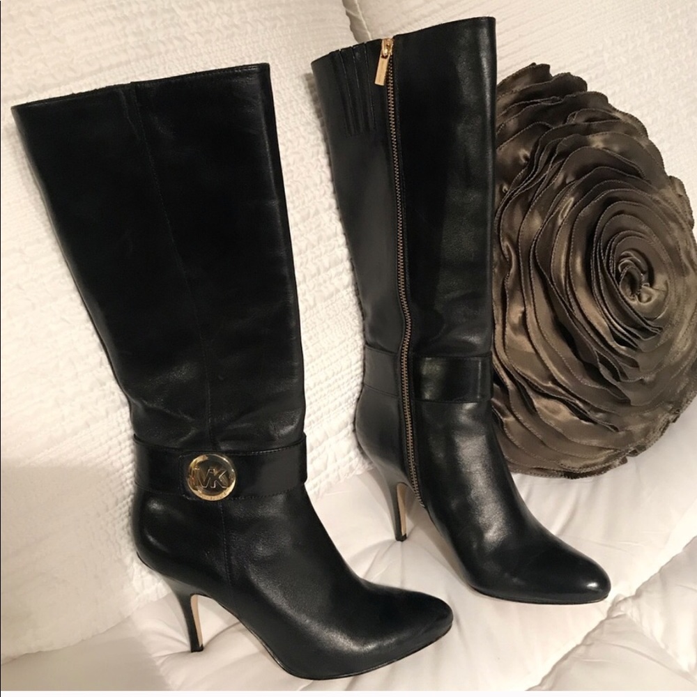 Authentic Michael Kors - image 1